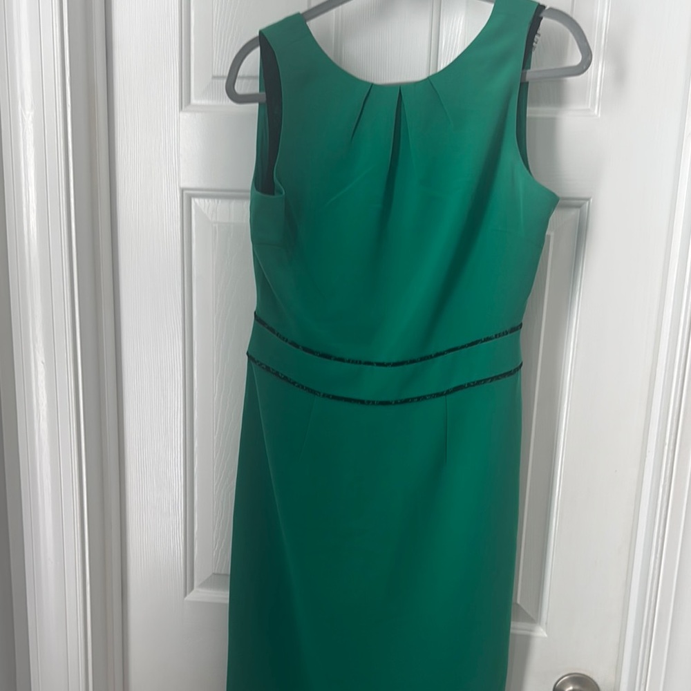 The Limited Scandal Green Sleeveless Dress